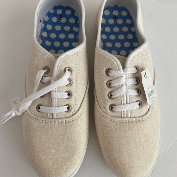 Shoes - Woman’s casual shoes 8